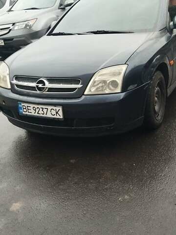 Синій Опель Вектра, об'ємом двигуна 2.2 л та пробігом 320 тис. км за 3000 $, фото 1 на Automoto.ua