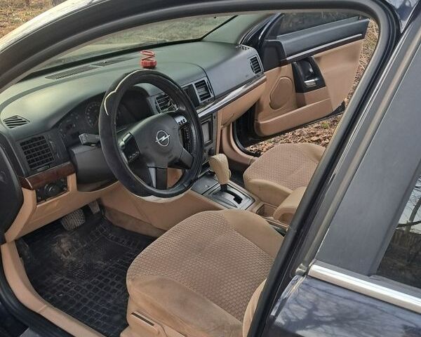 Синий Опель Вектра, объемом двигателя 2.2 л и пробегом 290 тыс. км за 3700 $, фото 1 на Automoto.ua