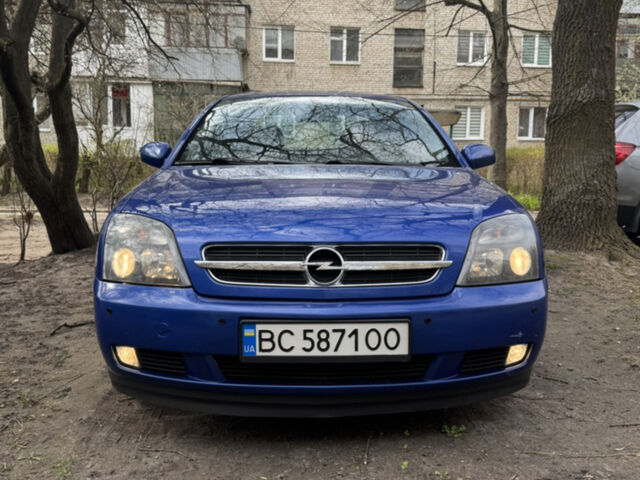 Синий Опель Вектра, объемом двигателя 1.8 л и пробегом 262 тыс. км за 5200 $, фото 1 на Automoto.ua