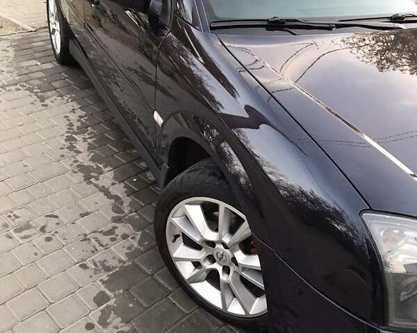 Синій Опель Вектра, об'ємом двигуна 2.2 л та пробігом 260 тис. км за 5700 $, фото 1 на Automoto.ua