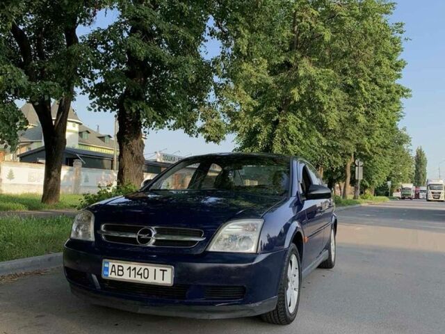 Синий Опель Вектра, объемом двигателя 1.8 л и пробегом 300 тыс. км за 3850 $, фото 1 на Automoto.ua