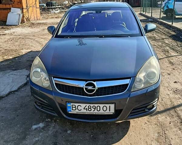 Синий Опель Вектра, объемом двигателя 1.8 л и пробегом 247 тыс. км за 3999 $, фото 1 на Automoto.ua