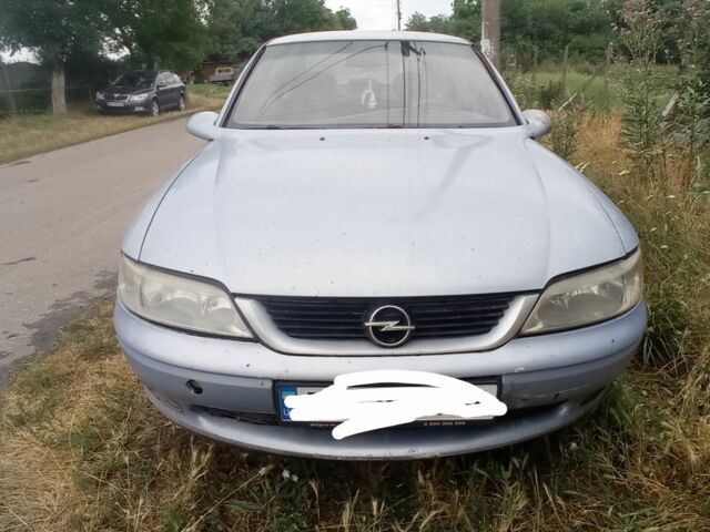 Синий Опель Вектра, объемом двигателя 0 л и пробегом 423 тыс. км за 1456 $, фото 1 на Automoto.ua