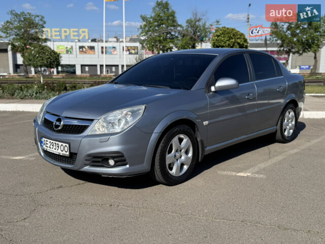 Синий Опель Вектра, объемом двигателя 2.2 л и пробегом 240 тыс. км за 7500 $, фото 1 на Automoto.ua