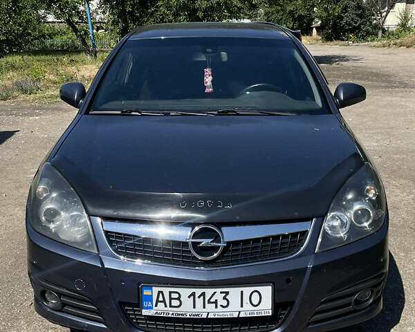 Синий Опель Вектра, объемом двигателя 1.91 л и пробегом 306 тыс. км за 6000 $, фото 1 на Automoto.ua