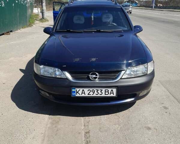 Синій Опель Вектра, об'ємом двигуна 1.6 л та пробігом 275 тис. км за 3200 $, фото 1 на Automoto.ua