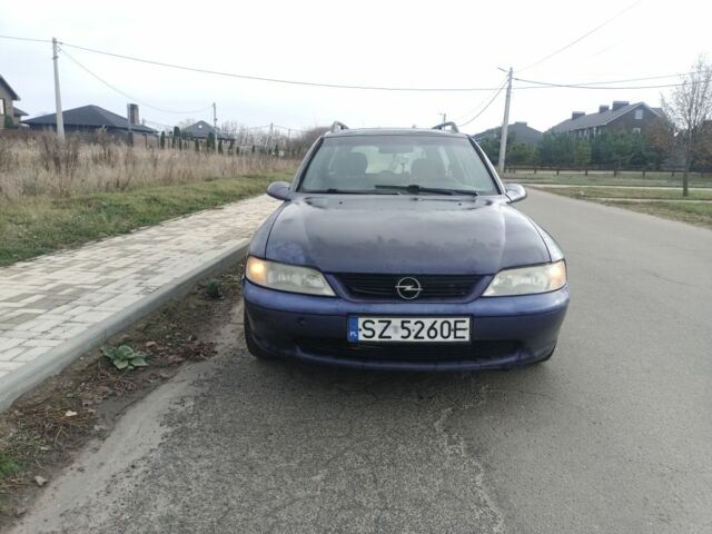 Синій Опель Вектра, об'ємом двигуна 2 л та пробігом 40 тис. км за 600 $, фото 1 на Automoto.ua