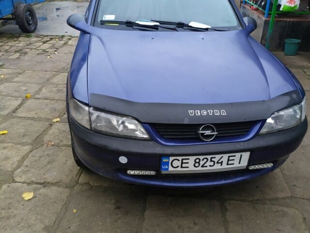 Синий Опель Вектра, объемом двигателя 2 л и пробегом 300 тыс. км за 2000 $, фото 1 на Automoto.ua