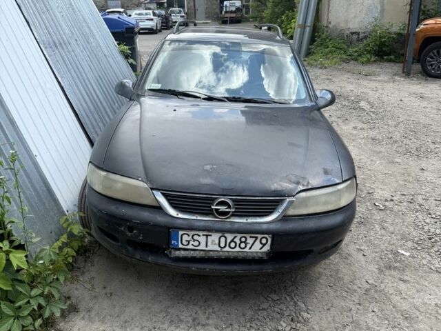 Синий Опель Вектра, объемом двигателя 0 л и пробегом 300 тыс. км за 550 $, фото 1 на Automoto.ua