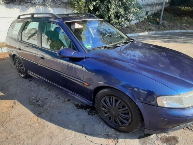 Синий Опель Вектра, объемом двигателя 0 л и пробегом 348 тыс. км за 1900 $, фото 1 на Automoto.ua