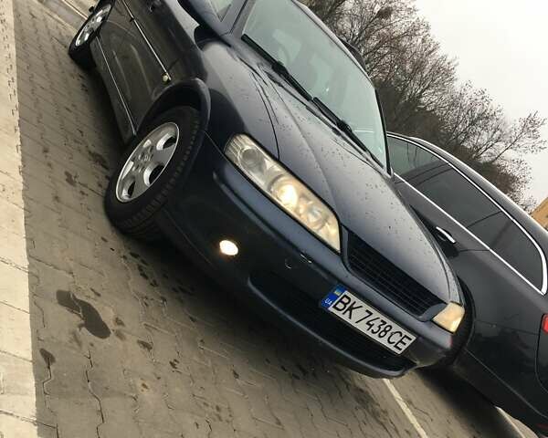 Синій Опель Вектра, об'ємом двигуна 1.8 л та пробігом 228 тис. км за 2919 $, фото 1 на Automoto.ua