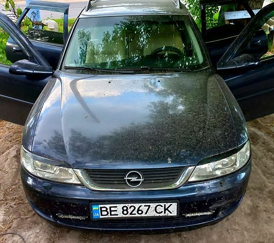 Синий Опель Вектра, объемом двигателя 2.2 л и пробегом 0 тыс. км за 3700 $, фото 1 на Automoto.ua