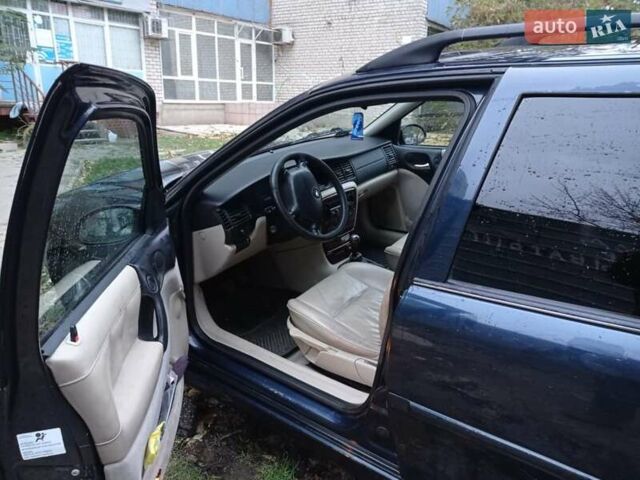 Синій Опель Вектра, об'ємом двигуна 2.2 л та пробігом 285 тис. км за 1700 $, фото 1 на Automoto.ua