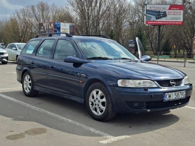 Синий Опель Вектра, объемом двигателя 2 л и пробегом 290 тыс. км за 1800 $, фото 1 на Automoto.ua