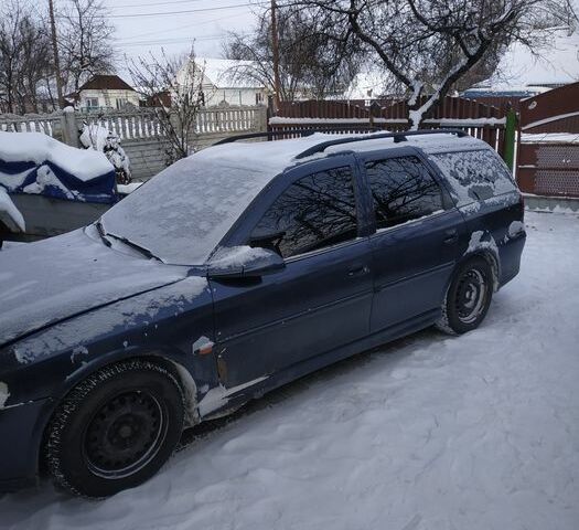 Синий Опель Вектра, объемом двигателя 2 л и пробегом 334 тыс. км за 1500 $, фото 1 на Automoto.ua