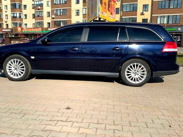 Синий Опель Вектра, объемом двигателя 1.8 л и пробегом 267 тыс. км за 4500 $, фото 1 на Automoto.ua