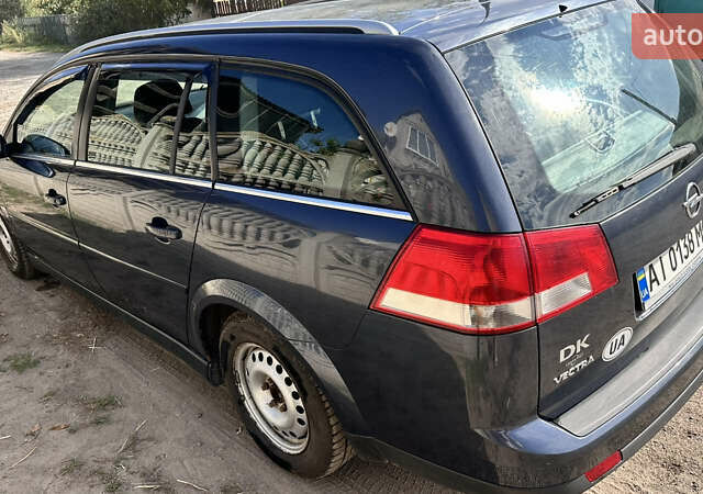 Синий Опель Вектра, объемом двигателя 2.2 л и пробегом 345 тыс. км за 4550 $, фото 1 на Automoto.ua