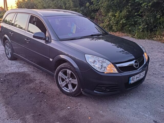 Синий Опель Вектра, объемом двигателя 1.9 л и пробегом 323 тыс. км за 5200 $, фото 1 на Automoto.ua