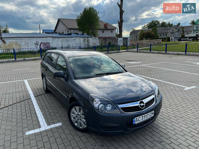 Синій Опель Вектра, об'ємом двигуна 1.9 л та пробігом 245 тис. км за 3999 $, фото 1 на Automoto.ua