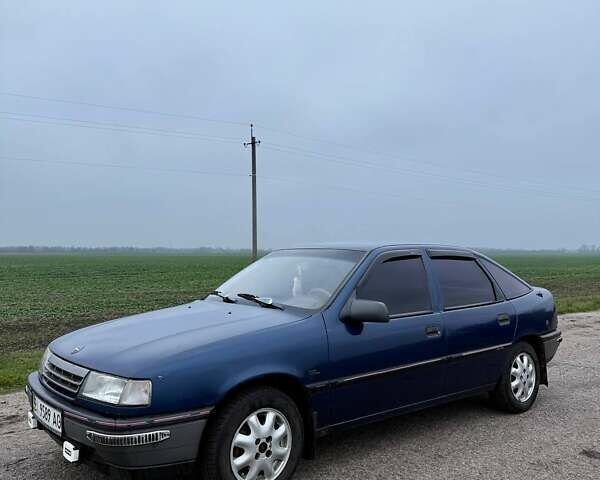 Синий Опель Вектра, объемом двигателя 2 л и пробегом 415 тыс. км за 2800 $, фото 1 на Automoto.ua