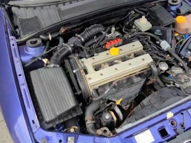 Синій Опель Вектра, об'ємом двигуна 2 л та пробігом 300 тис. км за 980 $, фото 1 на Automoto.ua
