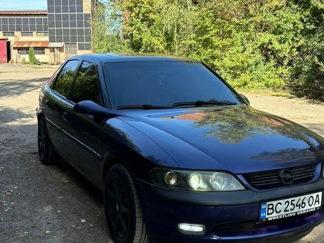 Синій Опель Вектра, об'ємом двигуна 1.8 л та пробігом 275 тис. км за 1450 $, фото 1 на Automoto.ua