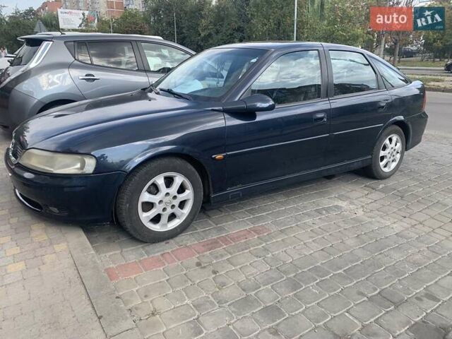 Синий Опель Вектра, объемом двигателя 2.17 л и пробегом 370 тыс. км за 2950 $, фото 1 на Automoto.ua