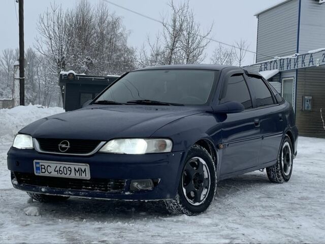 Синій Опель Вектра, об'ємом двигуна 2 л та пробігом 450 тис. км за 1999 $, фото 1 на Automoto.ua