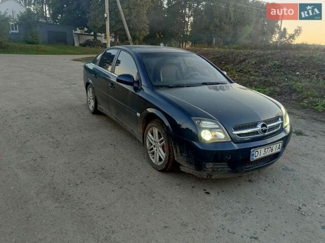 Синій Опель Вектра, об'ємом двигуна 2.2 л та пробігом 251 тис. км за 3005 $, фото 1 на Automoto.ua