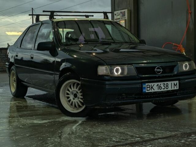 Опель Вектра 1994 в Ровно на Automoto.ua Зеленый Опель Вектра, объемом двигателя 2 л и пробегом 200 тыс. км за 2200 $, фото 1 на Automoto.ua