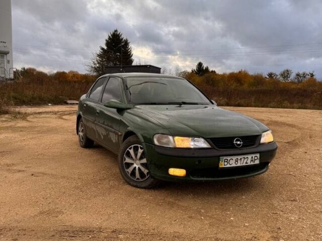 Зеленый Опель Вектра, объемом двигателя 2.5 л и пробегом 230 тыс. км за 550 $, фото 1 на Automoto.ua