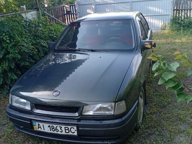 Зеленый Опель Вектра, объемом двигателя 1.6 л и пробегом 310 тыс. км за 1200 $, фото 1 на Automoto.ua