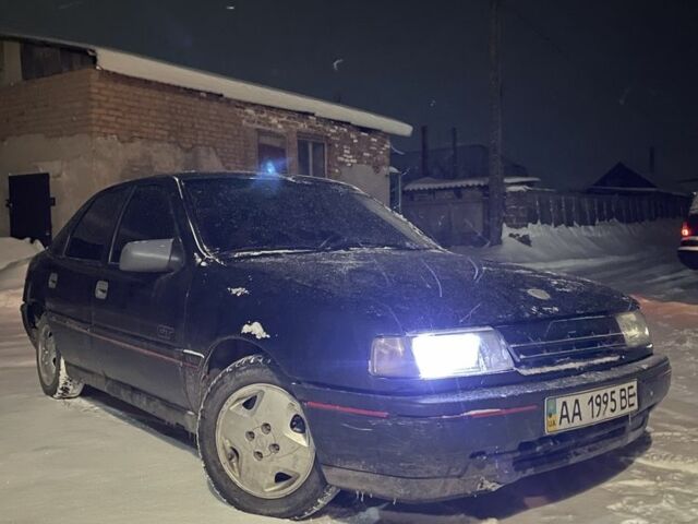 Зеленый Опель Вектра, объемом двигателя 2 л и пробегом 273 тыс. км за 1100 $, фото 1 на Automoto.ua