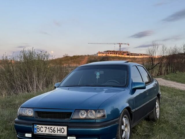 Зеленый Опель Вектра, объемом двигателя 2 л и пробегом 213 тыс. км за 1500 $, фото 1 на Automoto.ua