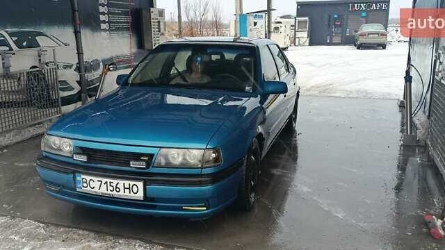 Зеленый Опель Вектра, объемом двигателя 2 л и пробегом 211 тыс. км за 1000 $, фото 1 на Automoto.ua