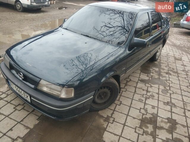 Зеленый Опель Вектра, объемом двигателя 1.8 л и пробегом 455 тыс. км за 1100 $, фото 1 на Automoto.ua