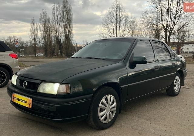 Зеленый Опель Вектра, объемом двигателя 2 л и пробегом 290 тыс. км за 1500 $, фото 1 на Automoto.ua