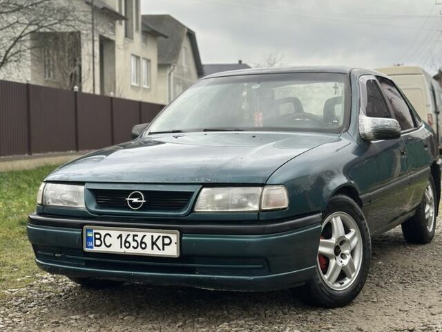 Зеленый Опель Вектра, объемом двигателя 1.8 л и пробегом 309 тыс. км за 999 $, фото 1 на Automoto.ua