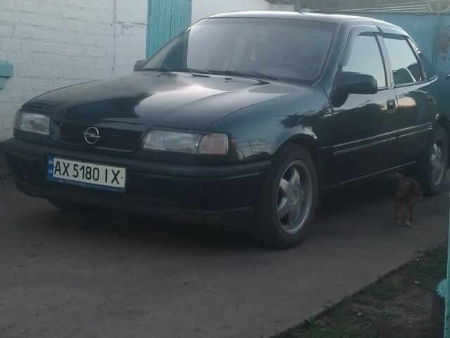 Зеленый Опель Вектра, объемом двигателя 2 л и пробегом 431 тыс. км за 2300 $, фото 1 на Automoto.ua