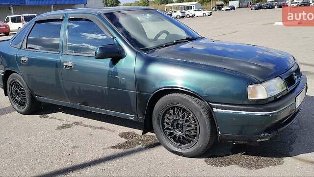 Зеленый Опель Вектра, объемом двигателя 2 л и пробегом 347 тыс. км за 1600 $, фото 1 на Automoto.ua