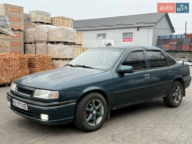 Зеленый Опель Вектра, объемом двигателя 2 л и пробегом 400 тыс. км за 1350 $, фото 1 на Automoto.ua