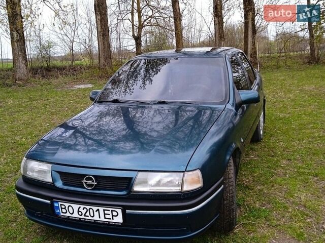 Зеленый Опель Вектра, объемом двигателя 1.6 л и пробегом 204 тыс. км за 2200 $, фото 1 на Automoto.ua