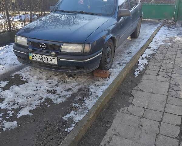Зеленый Опель Вектра, объемом двигателя 2 л и пробегом 600 тыс. км за 800 $, фото 1 на Automoto.ua