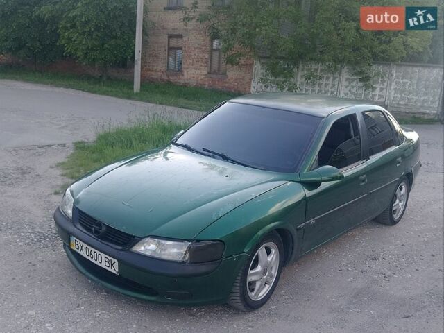 Зелений Опель Вектра, об'ємом двигуна 2.5 л та пробігом 444 тис. км за 1450 $, фото 1 на Automoto.ua