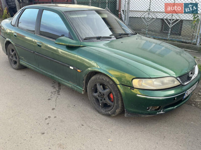 Зелений Опель Вектра, об'ємом двигуна 2 л та пробігом 350 тис. км за 1450 $, фото 1 на Automoto.ua