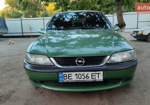 Опель Вектра 1996 в Николаеве на Automoto.ua Зеленый Опель Вектра, объемом двигателя 2 л и пробегом 47 тыс. км за 2600 $, фото 1 на Automoto.ua