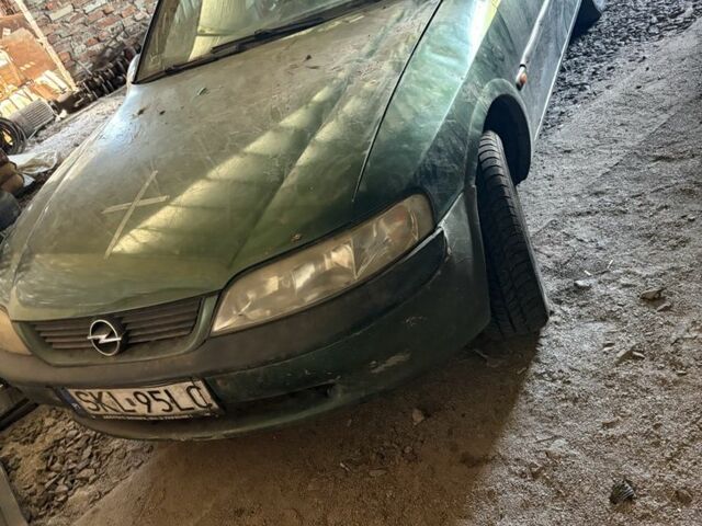 Зелений Опель Вектра, об'ємом двигуна 0 л та пробігом 1 тис. км за 449 $, фото 1 на Automoto.ua