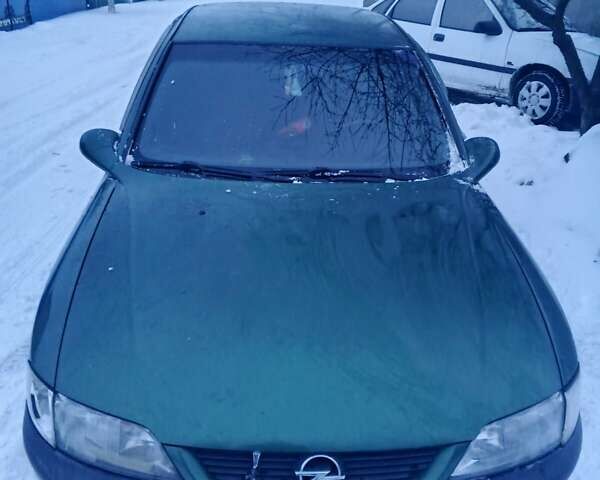 Зеленый Опель Вектра, объемом двигателя 1.6 л и пробегом 236 тыс. км за 1392 $, фото 1 на Automoto.ua