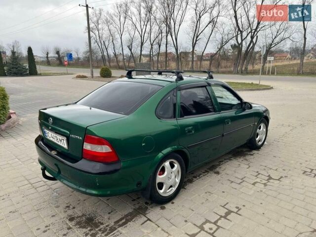 Зеленый Опель Вектра, объемом двигателя 1.6 л и пробегом 332 тыс. км за 2150 $, фото 1 на Automoto.ua