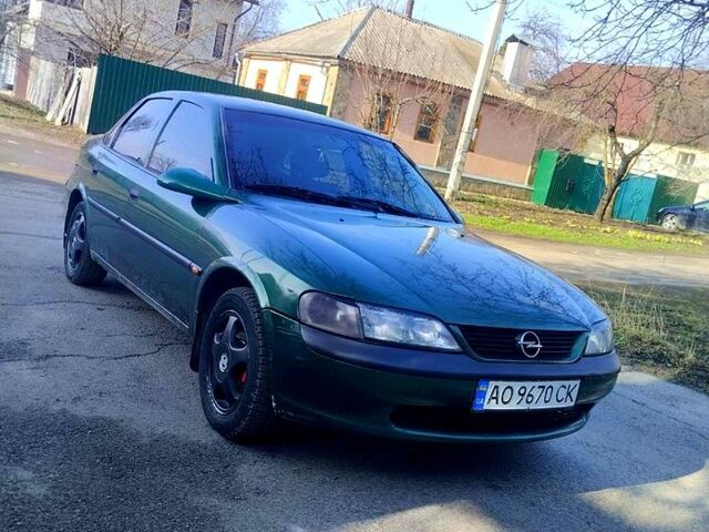 Зелений Опель Вектра, об'ємом двигуна 1.6 л та пробігом 0 тис. км за 1750 $, фото 1 на Automoto.ua
